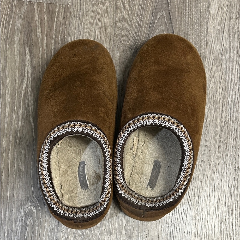 Falls creek brown slippers